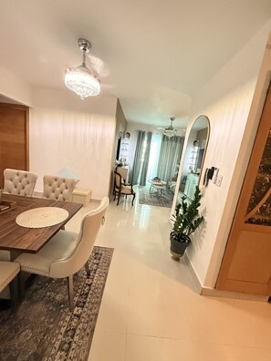 Dining - 2-bedroom apartment in tranquil Santo Domingo Este with AC (Santo Domingo Este)