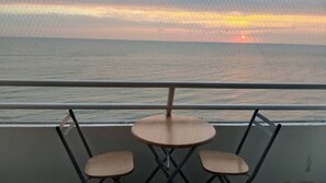 Room, 1 Bedroom, Accessible, Smoking | Balcony