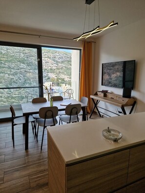 Dining - Xlendi Cliff and Sea View Apartment Gozo Malta (Il-Munxar)