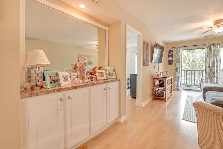 Fantastic True Blue 2 Bedroom Golf Front Condo - Georgetown, SC