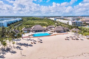 Exterior - 1B Fantasy Lodge @t Canabay Private Pool and beach (Punta Cana)