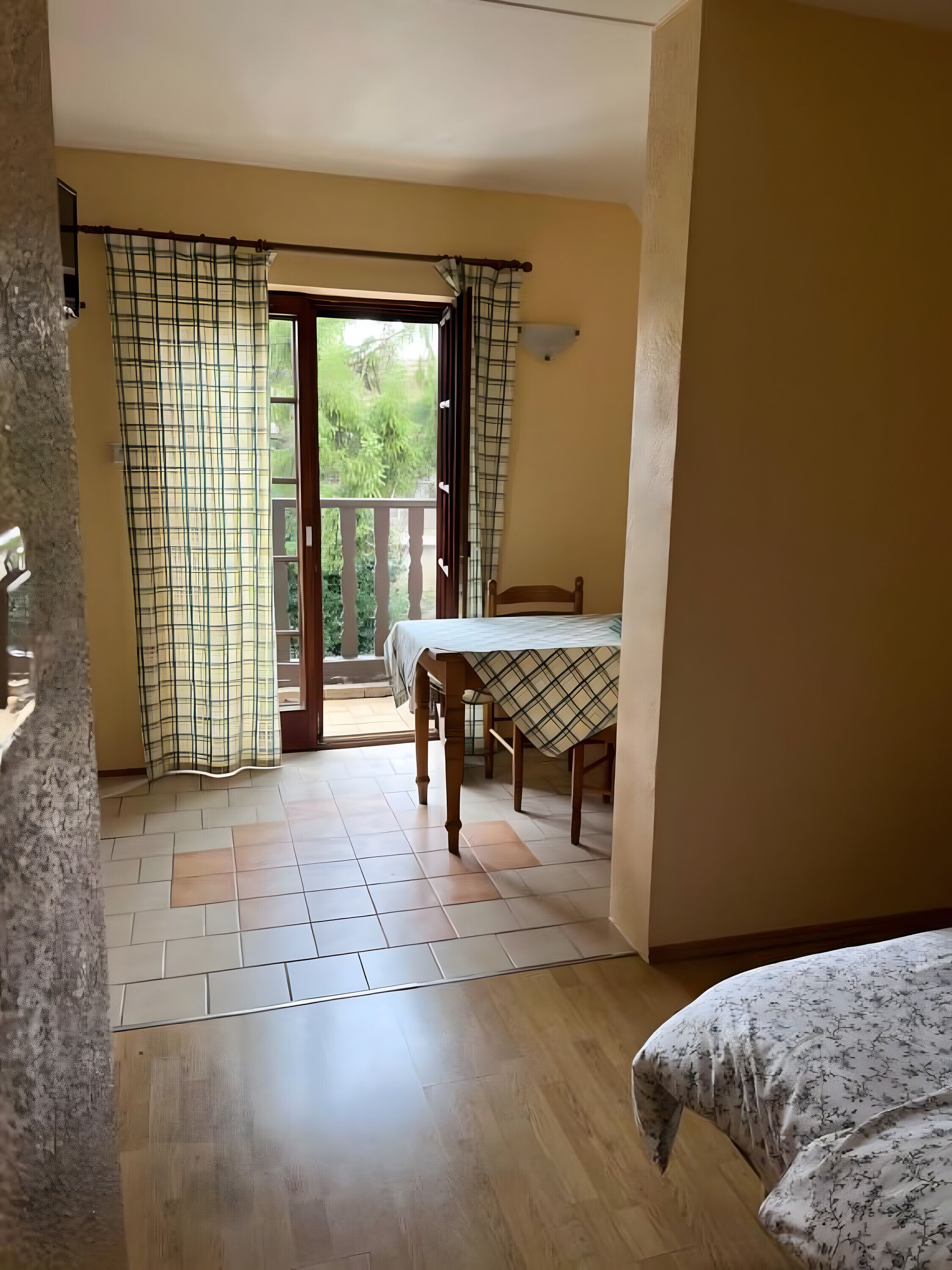 Strykejern/-brett, wi-fi og sengetøy