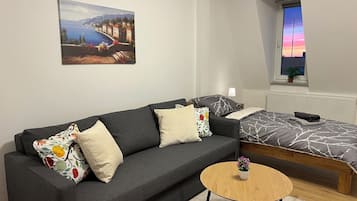 3 Schlafzimmer, Schreibtisch, Bügeleisen/Bügelbrett, kostenloses WLAN