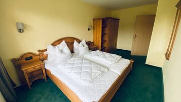 Bügeleisen/Bügelbrett, WLAN, Bettwäsche