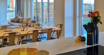 The Nest | Countryside Retreat