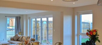 The Nest | Countryside Retreat