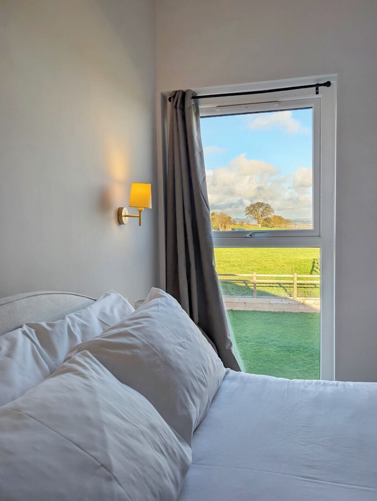 4 bedrooms, free WiFi