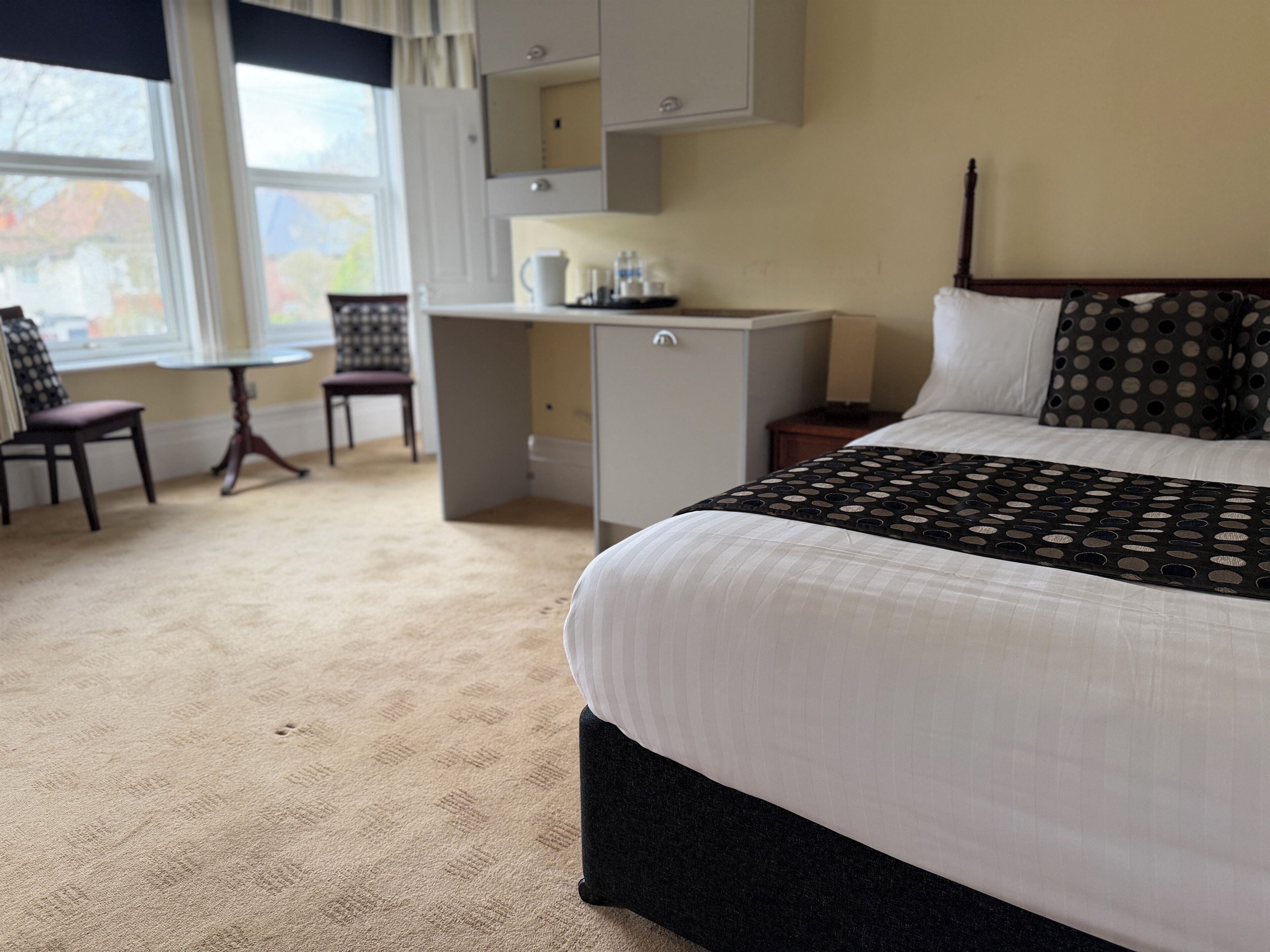 In-room safe, desk, laptop workspace, iron/ironing board