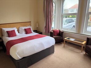 In-room safe, desk, laptop workspace, iron/ironing board - The Windsor House Hotel (Worthing)