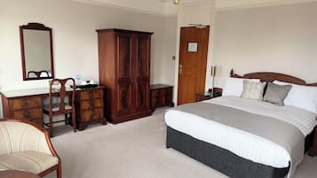 In-room safe, desk, laptop workspace, iron/ironing board