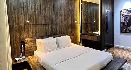 De Glen Hotel And Suites