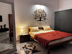 1 chambre, fer et planche à repasser, Wi-Fi, literie fournie