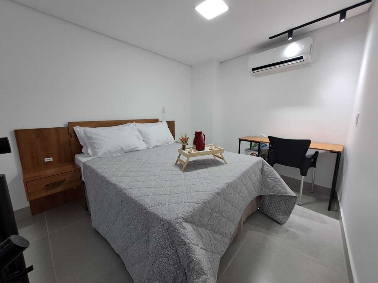 Ferros/tábuas de passar roupa, Wi-Fi, roupa de cama