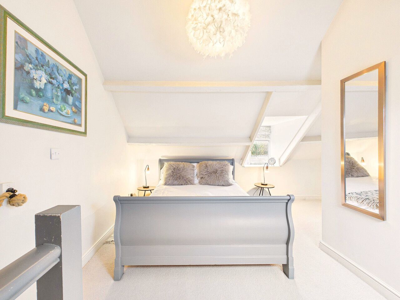 Iron/ironing board, travel cot, WiFi, bed sheets
