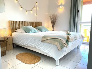 3 habitaciones, tabla de planchar con plancha, internet y ropa de cama 