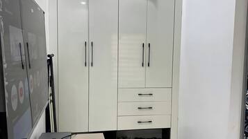 Appartement Deluxe, balcon, vue ville | Intérieur