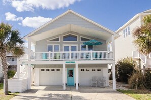 Exterior - True Island Retreat in the Heart of Kure Beach! (Kure Beach)