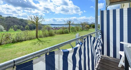 Superior Apartment with Dog – Lake View, Balcony, Self Check-in