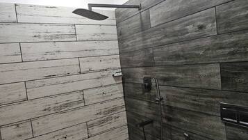 Suihku, poreamme, hiustenkuivaaja, bidee