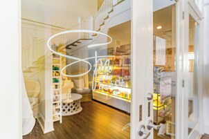 Condo, Multiple Beds, Patio, Ocean View (The Beach Club B201) | Interior