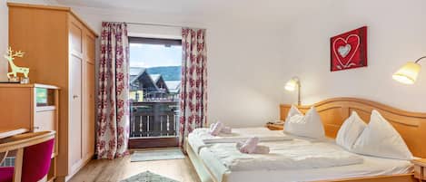 1 bedroom, WiFi, bed sheets