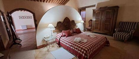 Habitación Deluxe doble, vistas al viñedo | Escritorio y wifi gratis