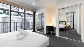 Schreibtisch, kostenloses WLAN, Bettwäsche