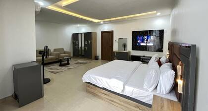 Nugget Continental Hotel