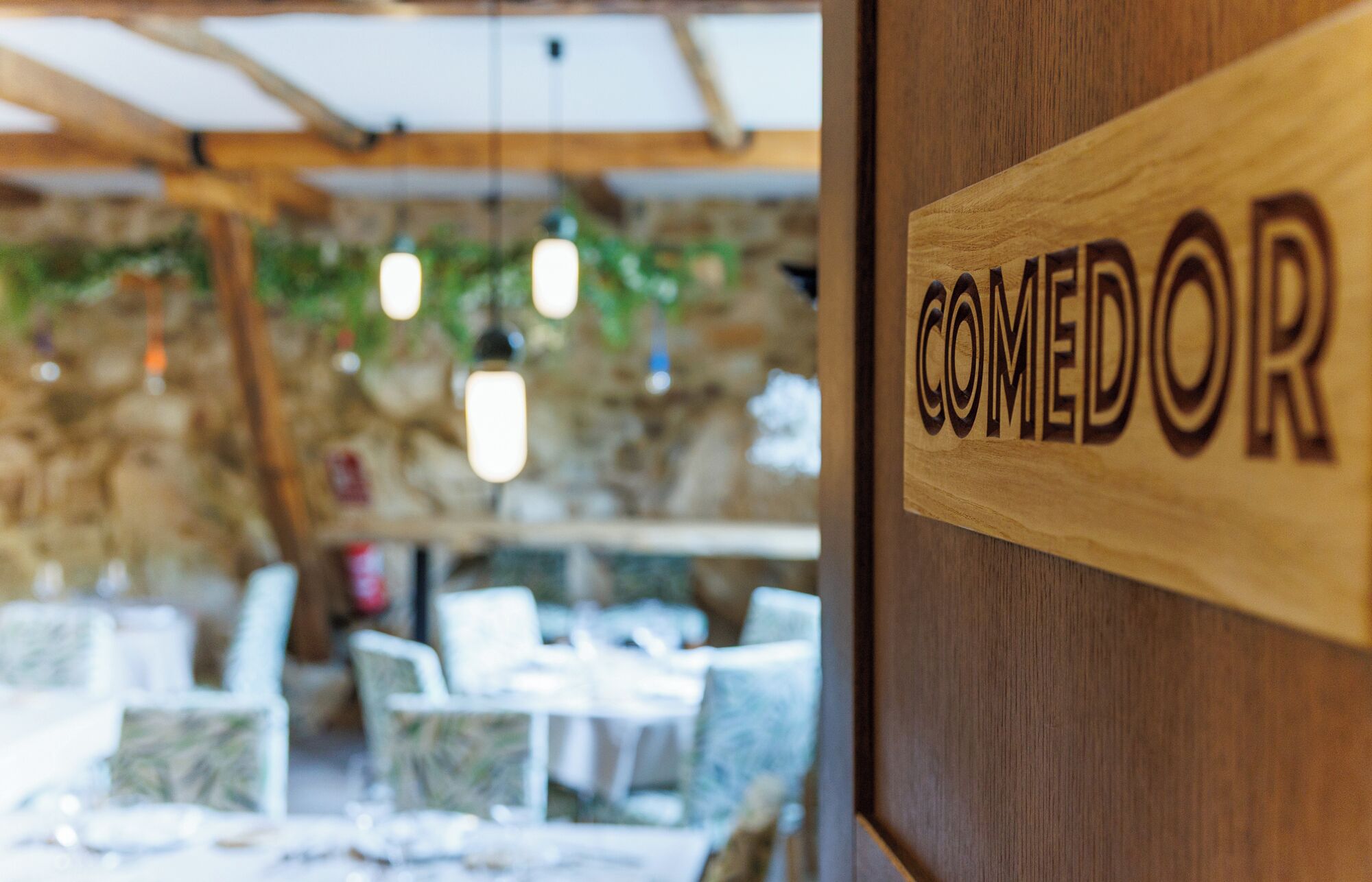 Breakfast, lunch and dinner served