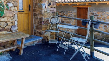 Chalet, balkon, uitzicht op bergen | Terras