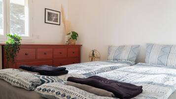 Chambre Confort Double ou avec lits jumeaux, vue jardin | Wi-Fi gratuit
