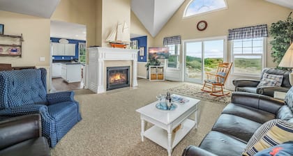 NEW! Ocean View, Hot Tub, Game Room, Fire Pit (Woods)