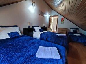 3 bedrooms, free WiFi, bed sheets - Lisbon, 3-bedroom apartment in Alojamento Santa Catarina - Your refuge in the heart of Alenquer (Carregado)