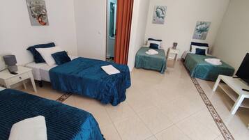 1 bedroom, WiFi, bed sheets