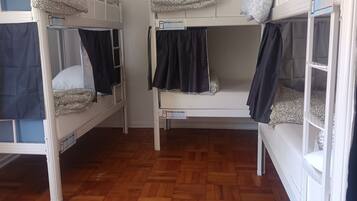 Dormitório compartilhado conforto, em dormitório misto