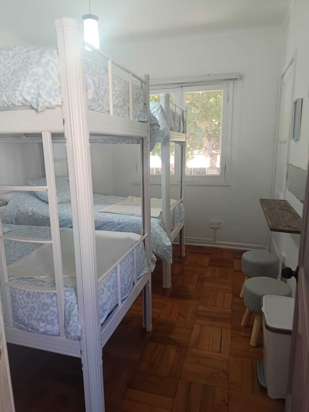 Dormitório compartilhado conforto, somente para mulheres