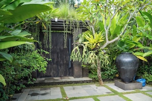 Mặt tiền nơi lưu trú