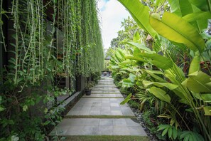 Deluxe Villa, 4 Bedrooms, Private Pool, Park View | Courtyard view - Kelapa Luxury Villa (Sukawati)