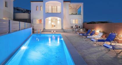 Astarte Villas - The Serene Retreat Ocean Pool Villa with Private Pool