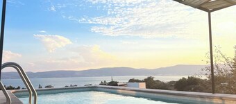 Casa Cuba - Spectacular Lake and Mountain View