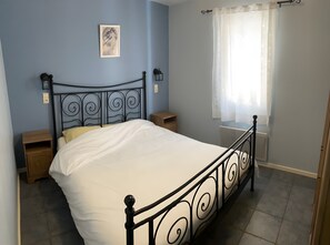 Strykejern/-brett, wi-fi og sengetøy