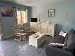 Televisor i taula de tennis de taula 