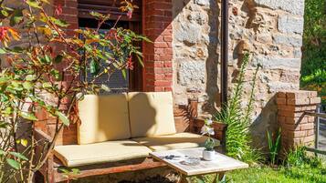 House, Balcony, Mountain View | Terrace/patio