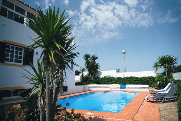 Outdoor pool - SURFinn Algarve (Aljezur)