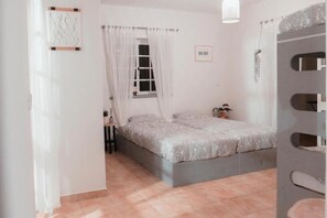 Deluxe Quadruple Room, Balcony, Ocean View