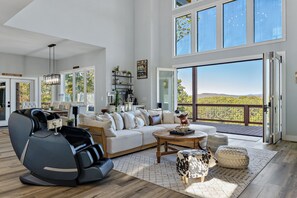 TV, fireplace - Luxury Chalet 4BR/5BA, movie rm, game rm, hot tub, amazing views in Murphy (Murphy)