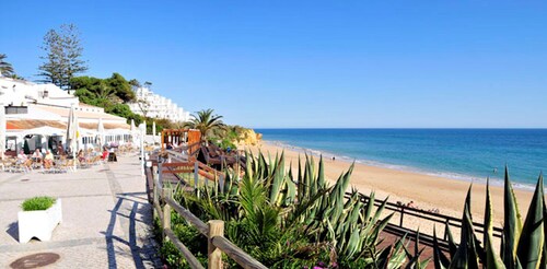 Casa Vilamoura Luxe | Luxury 9BR retreat | Walk to Marina | Vilamoura