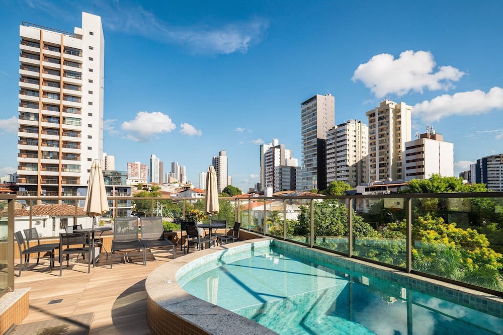 Studio in Condo w/ Pool and Gym Ftw1106