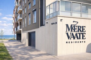 Exterior - 1st Row Beachfront Luxury 3BR Terrace + parking. (Tallinn)