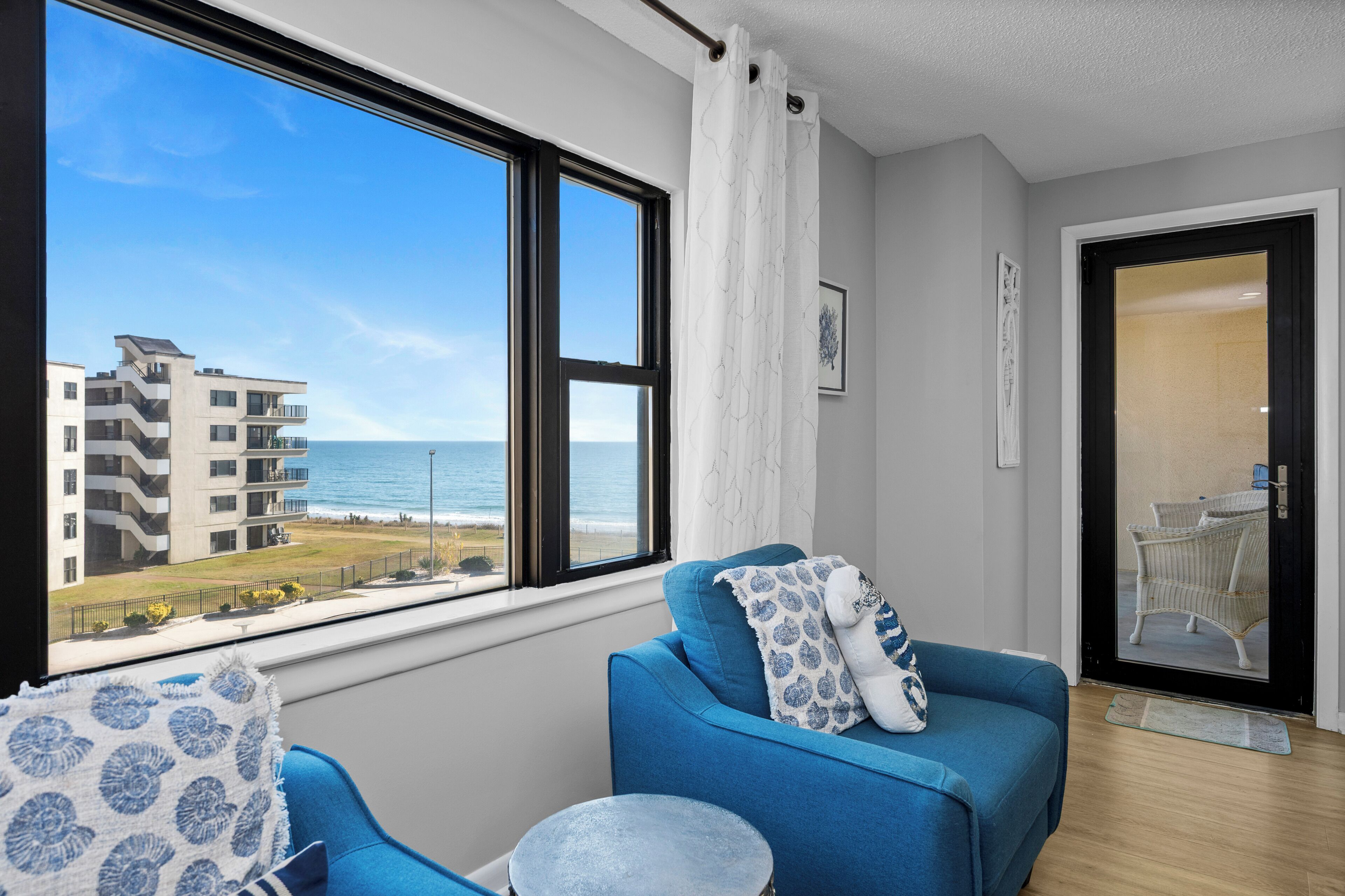 Smart TV, video games